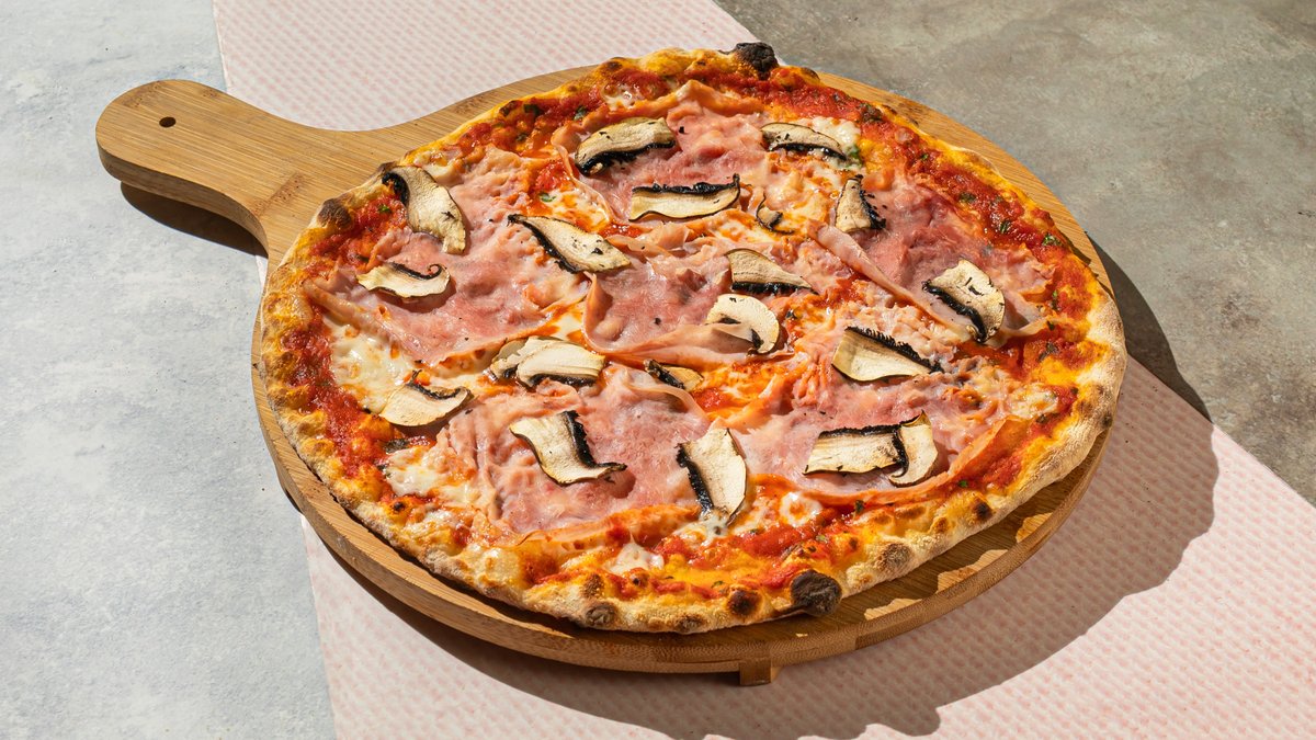 Pizza Prosciutto e Funghi — tikra itališka pica iš Pizza Marinara